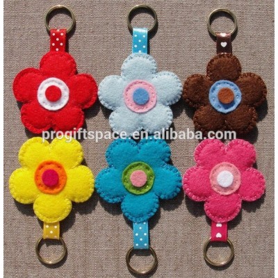 hot 2018 best selling laser cut new product decorative custom handmade fabric felt cheap keychain